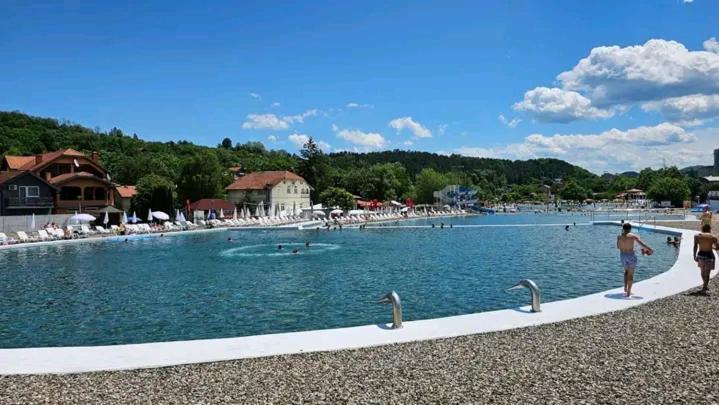 Apartments Mensa Tuzla Zewnętrze zdjęcie
