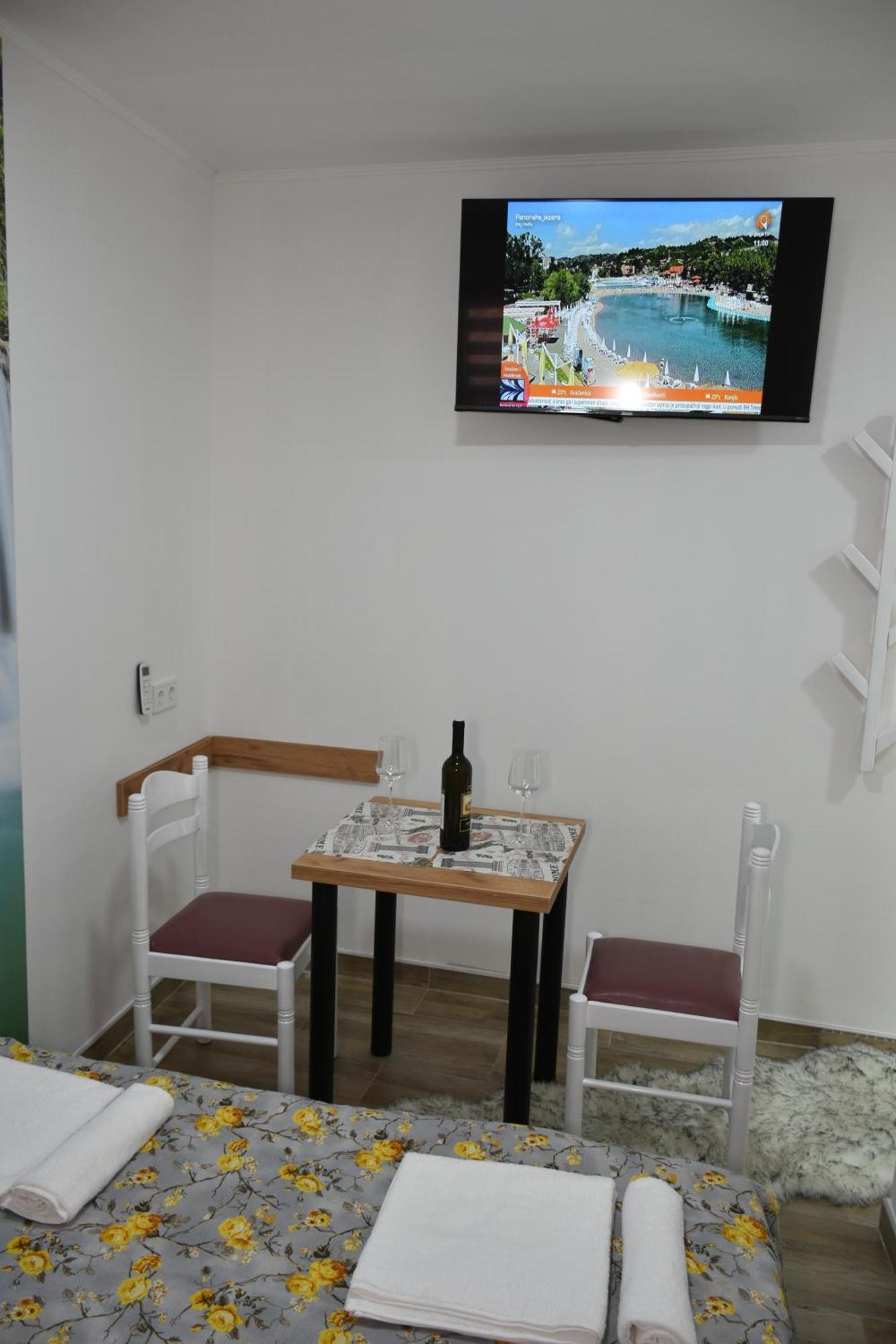 Apartments Mensa Tuzla Zewnętrze zdjęcie