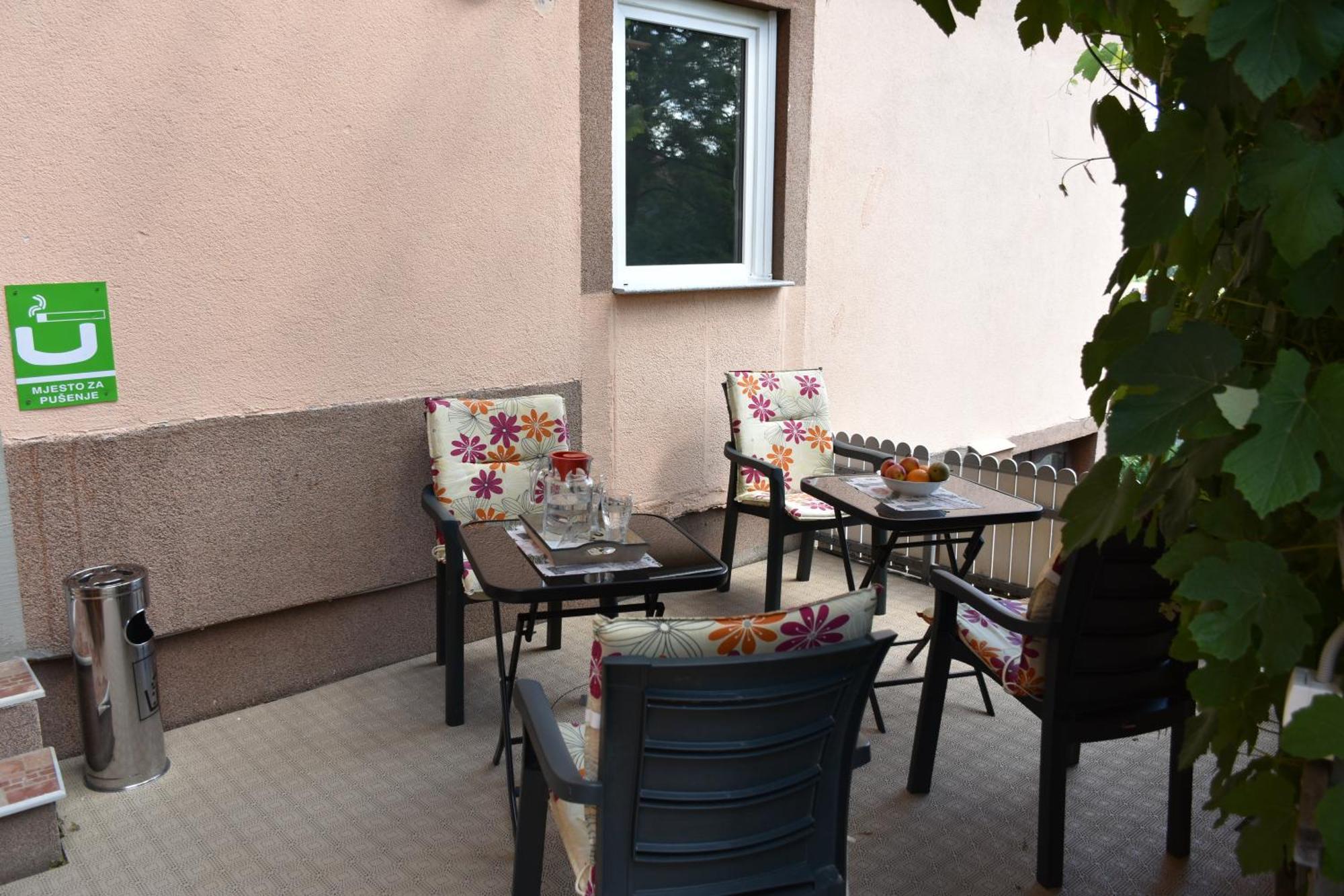 Apartments Mensa Tuzla Zewnętrze zdjęcie